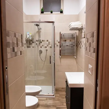 Tizzy Apartment&rooms Bed & Breakfast 3*