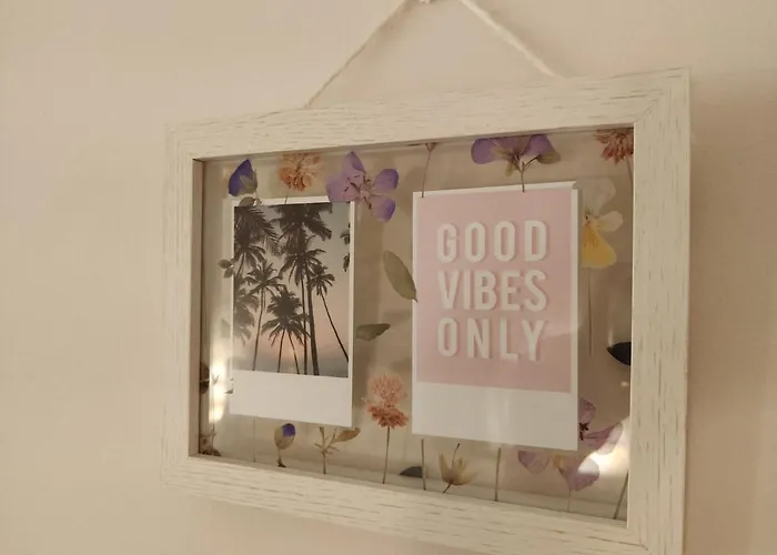 Tizzy & לינה וארוחת בוקר